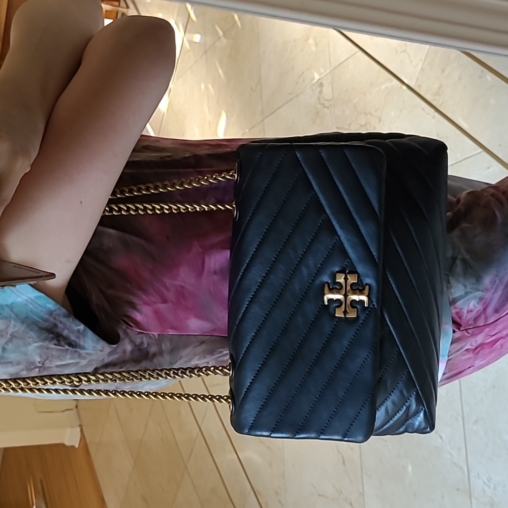 TORY BURCH KIRA CHEVRON SHOULDER BAG - Picture 8 of 14